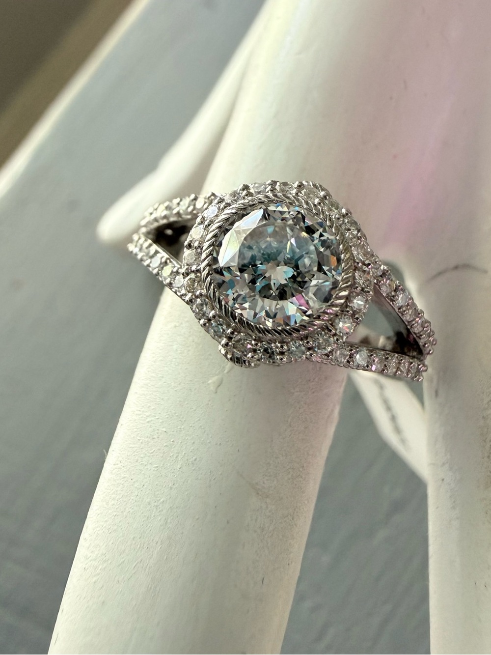 Judith Ripka 925 Sterling Silver Halo Split Ring NEW 5.75